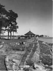 Roth_ManorPark_llrw275
